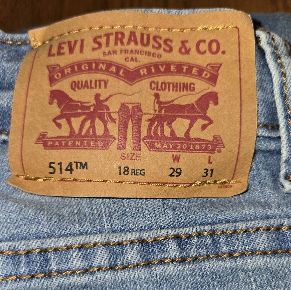 Levi jeans